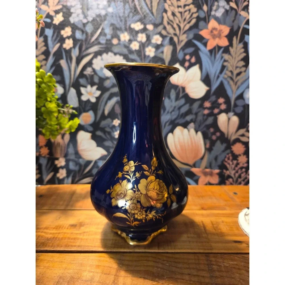 Bavarian Lindner Keups Etched Cobalt Blue Porcelain Vase Gilded‎ Floral Accents